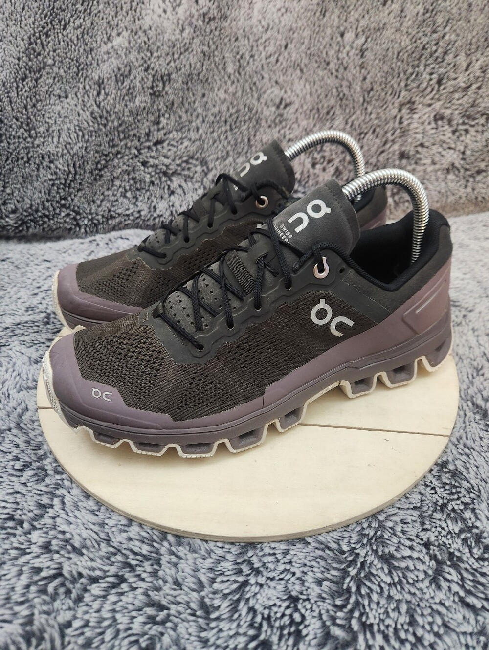 On Cloudventure Shadow Grape Athletic Hiking Shoes Women's Size 9 - Picture 4 of 8